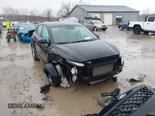 2022 Hyundai Kona Preferred with VIN KM8K22ABXNU840166, listed as a IAAI auction lot 41913193 with 35,722 mi miles. Bid and sale history available at carsss.com. Image 1.