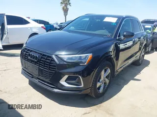 2019 Audi Q3 Premium with VIN WA1AECF33K1086047, listed as a IAAI auction lot 41905218 with 51,802 mi miles. Bid and sale history available at carsss.com. Image 18.