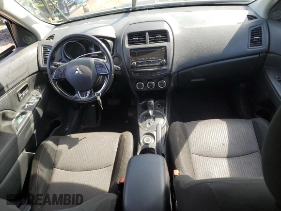 2017 Mitsubishi Outlander ES z VIN JA4AR3AU7HZ000656, wystawiony jako Copart lot #54366335 z przebiegiem 89 754 mil mil oraz Szkoda całkowita • Salvage title. Historia ofert i sprzedaży dostępna na DreamBid. Obrazek 8.