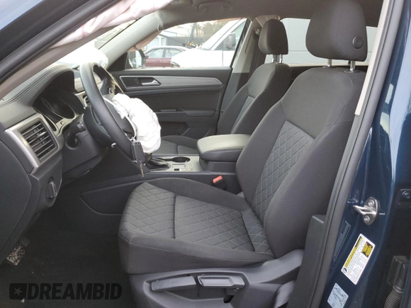 2020 Volkswagen Atlas S with VIN 1V2AP2CA0LC502282, listed as a Copart auction lot 84377224 with 40,327 mi miles and Salvage title. Bid and sale history available at DreamBid. Image 7.