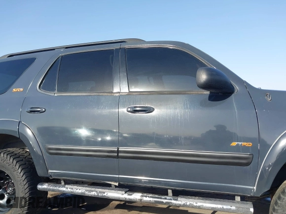 2002 Toyota Sequoia SR5 with VIN 5TDZT34A42S114070, listed as a IAAI auction lot 41696378 with 178,903 mi miles and . Bid and sale history available at carsss.com. Image 14.