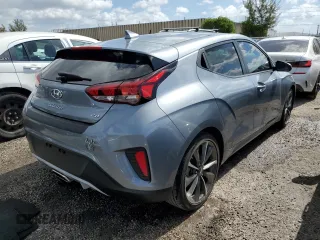 2020 Hyundai Veloster 2.0 with VIN KMHTG6AF7LU030068, listed as a Copart auction lot 49342693 with 15,584 mi miles. Bid and sale history available at carsss.com. Image 3.