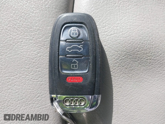 2012 Audi Q5 3.2L Premium Plus with VIN WA1DKAFPXCA080146, listed as a IAAI auction lot 41884166 with 231,000 mi miles. Bid and sale history available at carsss.com. Image 11.