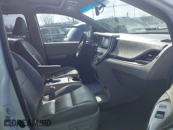2017 Toyota Sienna XLE with VIN 5TDDZ3DC3HS171251, listed as a IAAI auction lot 41637035 with 124,127 mi miles and . Bid and sale history available at DreamBid. Image 5.