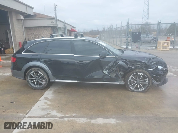 2013 Audi allroad A4 Premium Plus z VIN WA1UFAFL0DA091224, wystawiony jako IAAI lot #41679816 z przebiegiem 105 601 mil mil oraz . Historia ofert i sprzedaży dostępna na DreamBid. Obrazek 13.