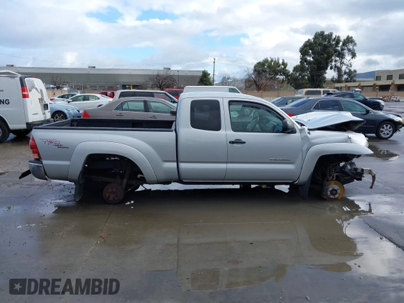 2005 Toyota Tacoma with VIN 5TEUU42NX5Z141199, listed as a IAAI auction lot 41569320 with 221,353 mi miles and . Bid and sale history available at DreamBid. Image 13.