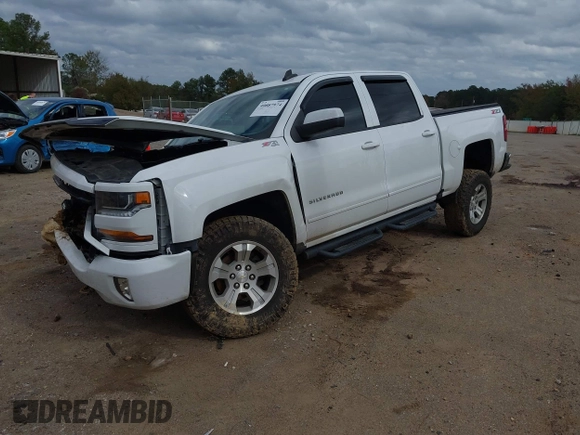 2018 Chevrolet Silverado 1500 LT with VIN 3GCUKREC3JG375591, listed as a IAAI auction lot 40887974 with 72,453 mi miles. Bid and sale history available at carsss.com. Image 17.