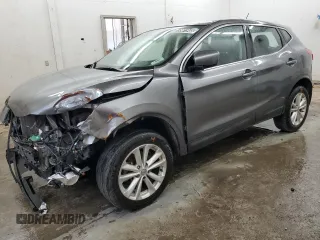 2017 Nissan Rogue S z VIN JN1BJ1CP0HW014531, wystawiony jako Copart lot #59901945 z przebiegiem 108 796 mil mil oraz Czysty tytuł • Clean title. Historia ofert i sprzedaży dostępna na DreamBid. Obrazek 1.