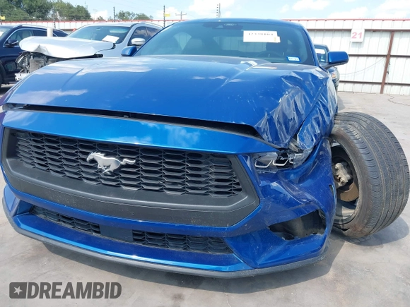 2024 Ford Mustang EcoBoost с VIN 1FA6P8TH0R5142067, выставлен на аукционе IAAI как лот 42338104 с пробегом 7 179 миль миль и . История ставок и продаж доступна на DreamBid. Изображение 17.