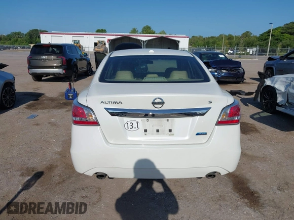 2014 Nissan Altima S with VIN 1N4AL3AP9EC187369, listed as a IAAI auction lot 42101760 with 173,899 mi miles and . Bid and sale history available at DreamBid. Image 16.