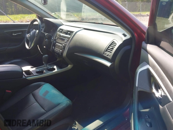 2015 Nissan Altima 2.5 SV with VIN 1N4AL3AP1FC578596, listed as a IAAI auction lot 42009677 with 66,985 mi miles. Bid and sale history available at carsss.com. Image 5.