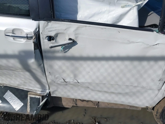 2020 Toyota Sienna XLE Auto Access Seat with VIN 5TDYZ3DCXLS029196, listed as a IAAI auction lot 41569611 with 50,319 mi miles and . Bid and sale history available at DreamBid. Image 18.
