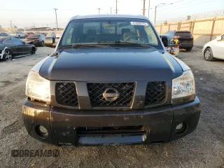 2004 Nissan Titan SE with VIN 1N6AA06A74N547323, listed as a Copart auction lot 41538275 with 220,407 mi miles and Clean Title. Bid and sale history available at carsss.com. Image 5.