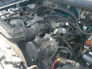 1995 Ford Explorer Eddie Bauer with VIN 1FMDU34XXSUA78761, listed as a IAAI auction lot 42797358 with 111,130 mi miles and . Bid and sale history available at DreamBid. Image 12.