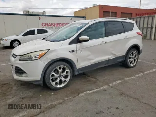 2013 Ford Escape Titanium с VIN 1FMCU9J98DUD66284, выставлен на аукционе Copart как лот 62423855 с пробегом 169 830 миль миль и Списание • Salvage title. История ставок и продаж доступна на DreamBid. Изображение 1.