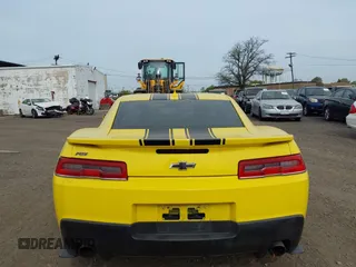 2014 Chevrolet Camaro LT with VIN 2G1FB1E35E9253494, listed as a IAAI auction lot 42102475 with 85,833 mi miles. Bid and sale history available at carsss.com. Image 16.