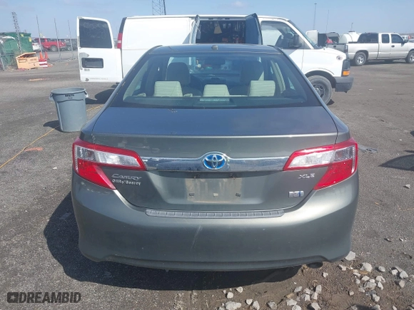 2014 Toyota Camry Hybrid LE with VIN 4T1BD1FK6EU129691, listed as a IAAI auction lot 41796112 with 264,392 mi miles. Bid and sale history available at carsss.com. Image 16.