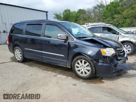 2011 Chrysler Town & Country Touring-L with VIN 2A4RR8DG8BR609567, listed as a Copart auction lot 51462205 with 67,446 mi miles and Salvage Title. Bid and sale history available at carsss.com. Image 4.