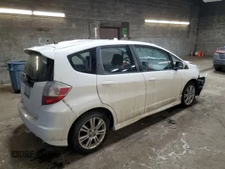 2011 Honda Fit z VIN JHMGE8H72BC801321, wystawiony jako Copart lot #89294505 z przebiegiem 357 680 mil mil oraz Szkoda całkowita • Salvage title. Historia ofert i sprzedaży dostępna na DreamBid. Obrazek 3.