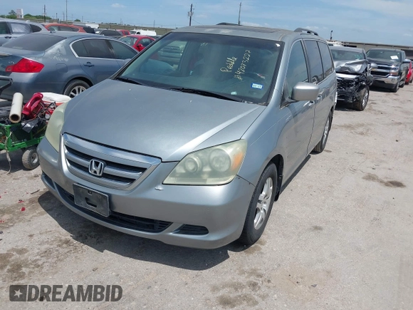 2006 Honda Odyssey EX-L with VIN 5FNRL38626B055441, listed as a IAAI auction lot 42073227 with 210,360 mi miles. Bid and sale history available at carsss.com. Image 2.