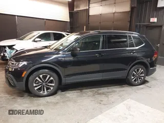2024 Volkswagen Tiguan S with VIN 3VVFB7AX2RM134769, listed as a IAAI auction lot 42462792 with 1,733 mi miles and . Bid and sale history available at DreamBid. Image 14.