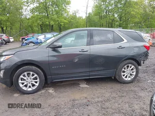 2019 Chevrolet Equinox LT z VIN 3GNAXUEVXKL219346, wystawiony jako IAAI lot #42320431 z przebiegiem 98 660 mil mil oraz . Historia ofert i sprzedaży dostępna na DreamBid. Obrazek 14.