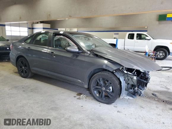 2023 Volkswagen Jetta SE с VIN 3VW7M7BU2PM027555, выставлен на аукционе Copart как лот 56424445 с пробегом 18 692 миль миль и Списание • Salvage title. История ставок и продаж доступна на DreamBid. Изображение 4.