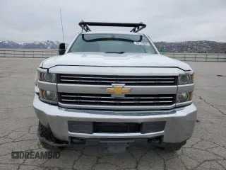 2018 Chevrolet Silverado 3500HD Work Truck with VIN 1GC5KYEG8JZ127838, listed as a Copart auction lot 86179864 with 157,705 mi miles and Salvage Title. Bid and sale history available at DreamBid. Image 5.