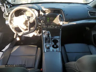 2020 Nissan Maxima SL z VIN 1N4AA6DV7LC383356, wystawiony jako Copart lot #42781725 z przebiegiem 29 478 mil mil oraz Szkoda całkowita • Salvage title. Historia ofert i sprzedaży dostępna na DreamBid. Obrazek 8.