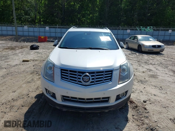 2013 Cadillac SRX Performance Collection with VIN 3GYFNDE34DS530275, listed as a IAAI auction lot 42148040 with 244,929 mi miles. Bid and sale history available at carsss.com. Image 6.