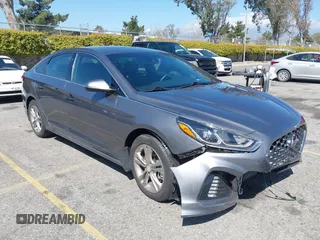 2019 Hyundai Sonata Sport z VIN 5NPE34AF0KH729418, wystawiony jako IAAI lot #41799327 z przebiegiem 19 234 mil mil oraz . Historia ofert i sprzedaży dostępna na DreamBid. Obrazek 1.