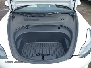 2023 Tesla Model 3 z VIN 5YJ3E1EA8PF671613, wystawiony jako IAAI lot #41737438 z przebiegiem 21 405 mil mil oraz . Historia ofert i sprzedaży dostępna na DreamBid. Obrazek 10.