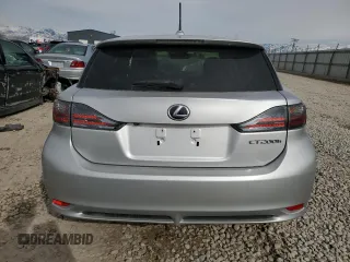 2012 Lexus CT 200h z VIN JTHKD5BH6C2090243, wystawiony jako Copart lot #50115995 z przebiegiem 237 540 mil mil oraz Szkoda całkowita • Salvage title. Historia ofert i sprzedaży dostępna na DreamBid. Obrazek 6.