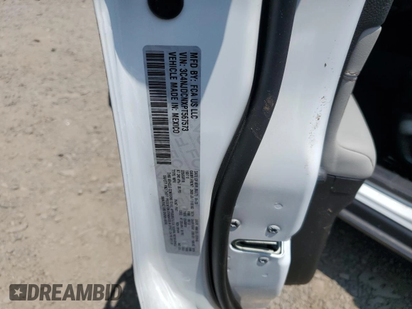 2023 Jeep Compass Limited z VIN 3C4NJDCNXPT567573, wystawiony jako Copart lot #59414545 z przebiegiem 13 504 mil mil oraz Szkoda całkowita • Salvage title. Historia ofert i sprzedaży dostępna na DreamBid. Obrazek 13.