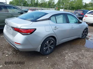 2022 Nissan Sentra SV z VIN 3N1AB8CV4NY301245, wystawiony jako IAAI lot #42275485 z przebiegiem 26 145 mil mil oraz . Historia ofert i sprzedaży dostępna na DreamBid. Obrazek 4.