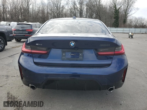 2023 BMW 3 Series 330i xDrive with VIN 3MW89FF08P8D56583, listed as a Copart auction lot 46220325 with 15,606 mi miles and Salvage Title. Bid and sale history available at carsss.com. Image 6.