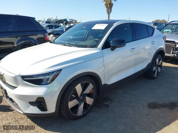 2023 Volvo C40 Recharge Pure Electric Ultimate with VIN YV4ED3GM9P2031408, listed as a IAAI auction lot 41676817 with 45,414 mi miles. Bid and sale history available at carsss.com. Image 2.