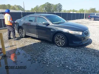 2013 Ford Taurus Limited with VIN 1FAHP2F89DG123886, listed as a IAAI auction lot 41928210 with 1 mi miles. Bid and sale history available at carsss.com. Image 1.