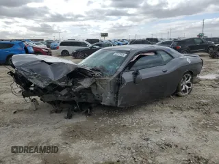 2015 Dodge Challenger SXT Plus z VIN 2C3CDZBG3FH789155, wystawiony jako Copart lot #47577025 z przebiegiem Nie podano mil oraz Nie do naprawy • Non repairable. Historia ofert i sprzedaży dostępna na DreamBid. Obrazek 1.