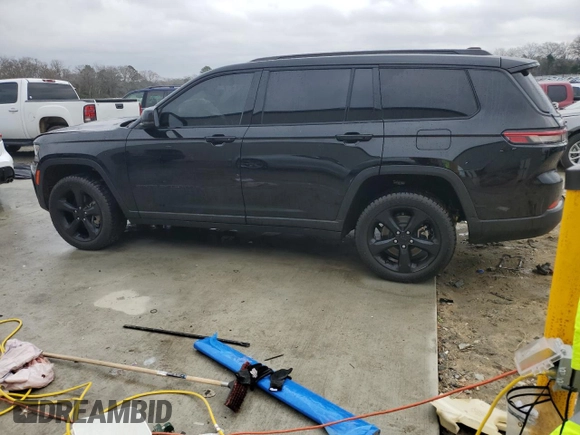 2023 Jeep Grand Cherokee Laredo z VIN 1C4RJJAG4P8814041, wystawiony jako Copart lot #42776095 z przebiegiem 71 111 mil mil oraz Szkoda całkowita • Salvage title. Historia ofert i sprzedaży dostępna na DreamBid. Obrazek 2.
