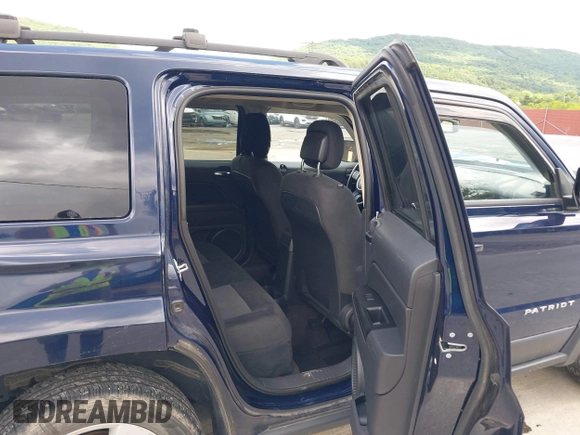 2015 Jeep Patriot High Altitude with VIN 1C4NJRFB9FD258695, listed as a IAAI auction lot 42507052 with 126,955 mi miles and . Bid and sale history available at DreamBid. Image 8.