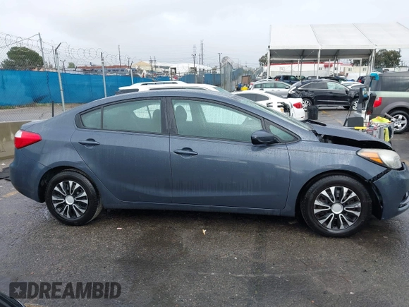 2016 Kia Forte LX with VIN KNAFK4A66G5564020, listed as a IAAI auction lot 41816809 with 106,150 mi miles. Bid and sale history available at carsss.com. Image 13.