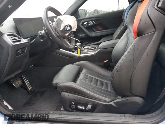 2023 BMW M2 z VIN 3MF13DM08P8D61938, wystawiony jako Copart lot #45193335 z przebiegiem 17 311 mil mil oraz Szkoda całkowita • Salvage title. Historia ofert i sprzedaży dostępna na DreamBid. Obrazek 7.