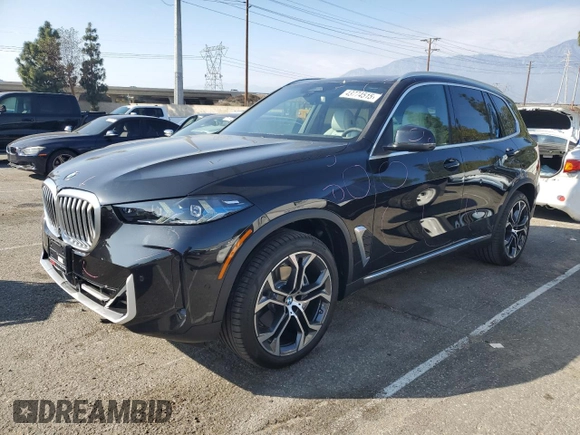 2025 BMW X5 sDrive40i with VIN 5UX13EU09S9Y23879, listed as a Copart auction lot 43774515 with 210 mi miles and Salvage Title. Bid and sale history available at carsss.com. Image 1.