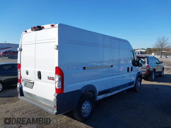 2015 Ram ProMaster Cargo with VIN 3C6TRVDG0FE501887, listed as a IAAI auction lot 41655896 with 121,574 mi miles and . Bid and sale history available at carsss.com. Image 4.