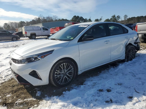 2024 Kia Forte GT-Line with VIN 3KPF54AD2RE826048, listed as a Copart auction lot 42142655 with 10,226 mi miles and Salvage Title. Bid and sale history available at carsss.com. Image 1.