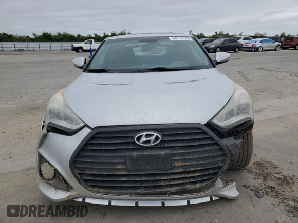 2013 Hyundai Veloster Turbo z VIN KMHTC6AE2DU158240, wystawiony jako Copart lot #54719205 z przebiegiem 147 652 mil mil oraz Szkoda całkowita • Salvage title. Historia ofert i sprzedaży dostępna na DreamBid. Obrazek 5.