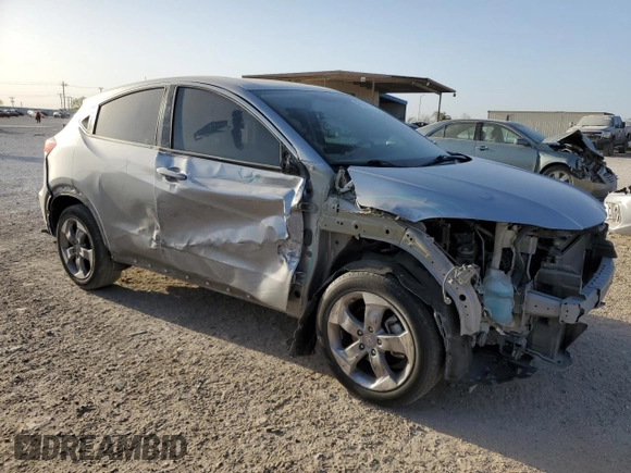 2021 Honda HR-V LX with VIN 3CZRU6H3XMM701090, listed as a Copart auction lot 49591735 with 46,725 mi miles and Salvage Title. Bid and sale history available at carsss.com. Image 4.