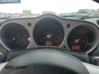 2008 Nissan 350Z Touring z VIN JN1BZ34E58M751270, wystawiony jako Copart lot #72465074 z przebiegiem 86 559 mil mil oraz Czysty tytuł • Clean title. Historia ofert i sprzedaży dostępna na DreamBid. Obrazek 9.
