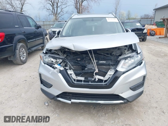2017 Nissan Rogue SL with VIN 5N1AT2MV5HC892040, listed as a IAAI auction lot 41922447 with 128,664 mi miles and . Bid and sale history available at carsss.com. Image 6.